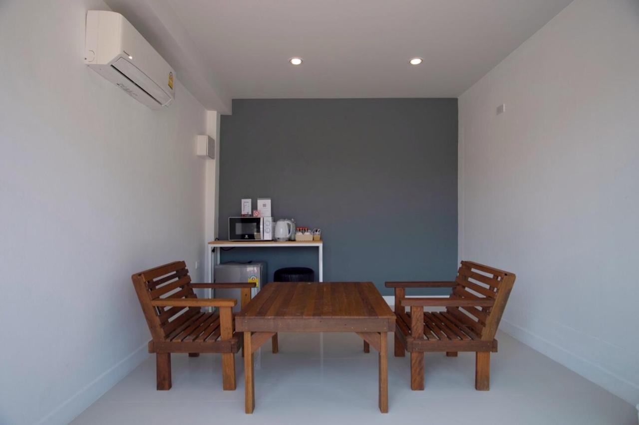 Bhive Hotel Nakhonphanom Kültér fotó